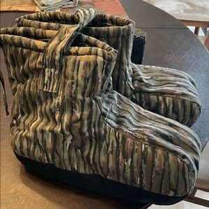 Camouflage Insulated Boot covers XL